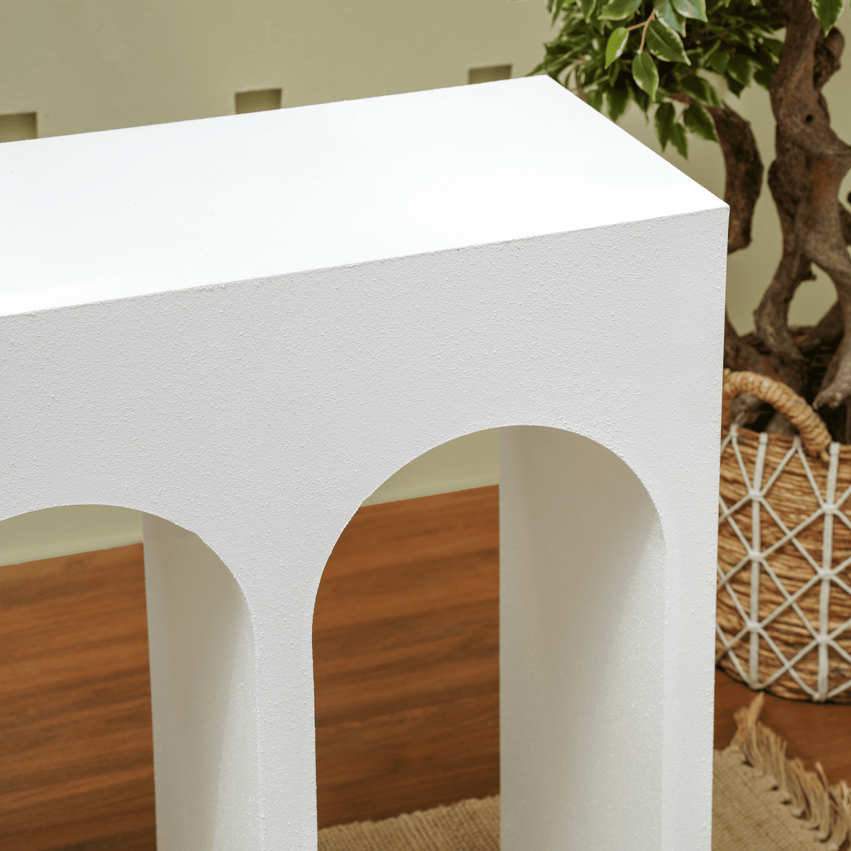Contemporary arched console table for living room UAE