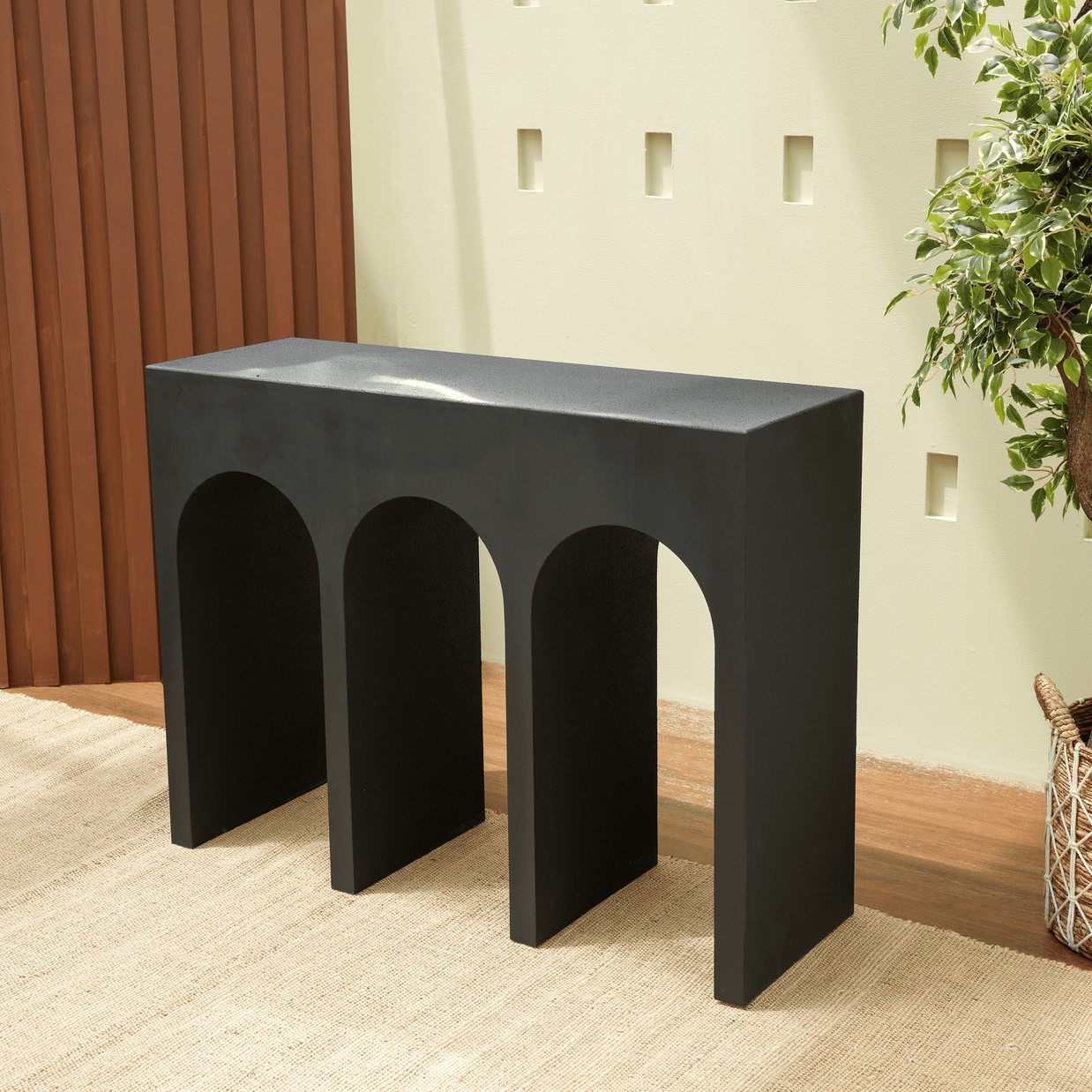 Marielle console table close-up arch design
