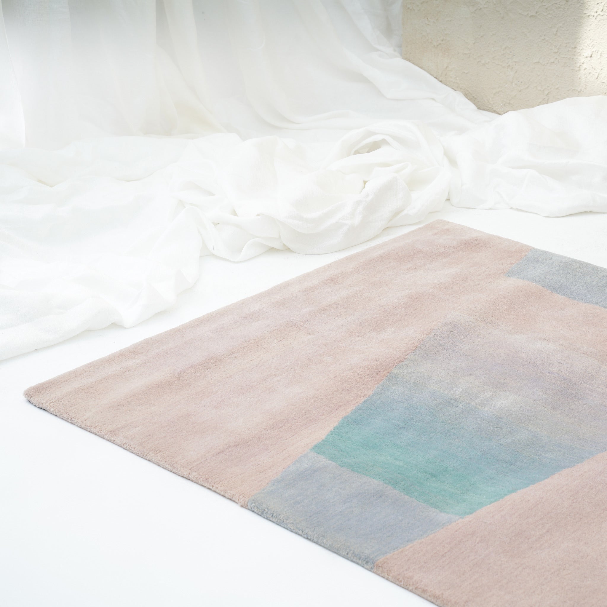 OMBRE BEAM RUG