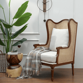 MARGARET LOUNGE CHAIR