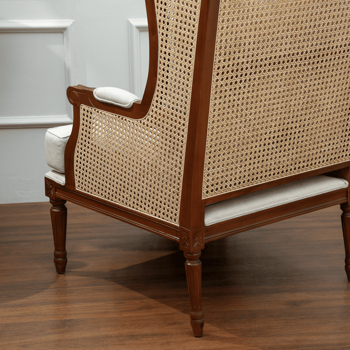 MARGARET LOUNGE CHAIR