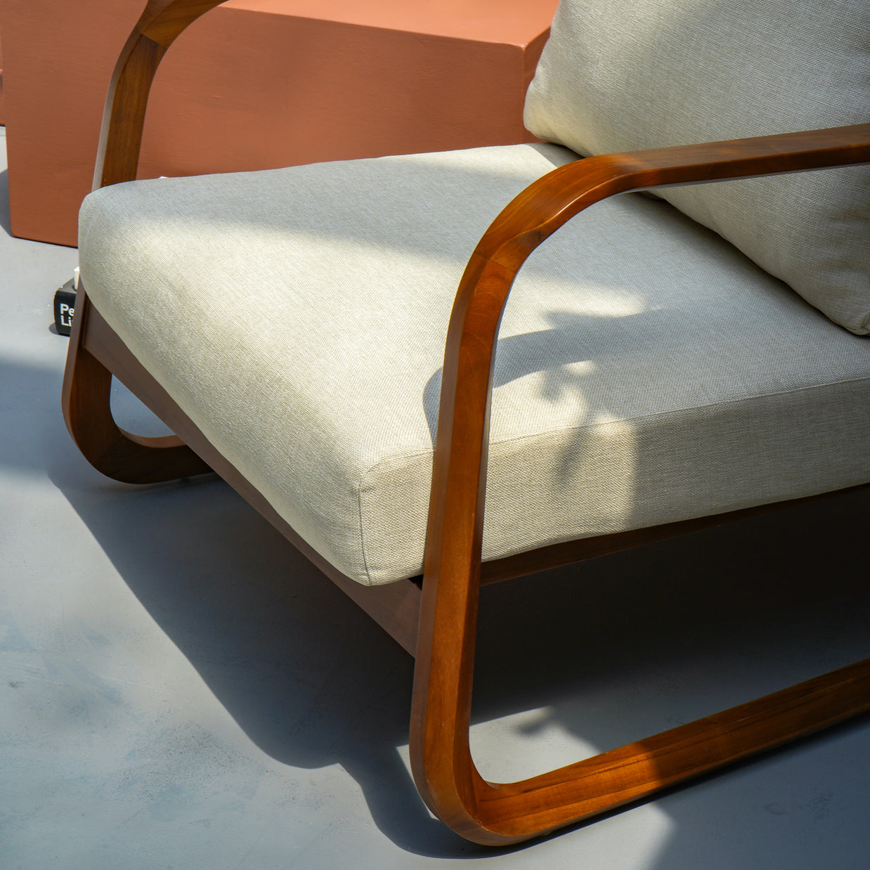 LEONY SOFA