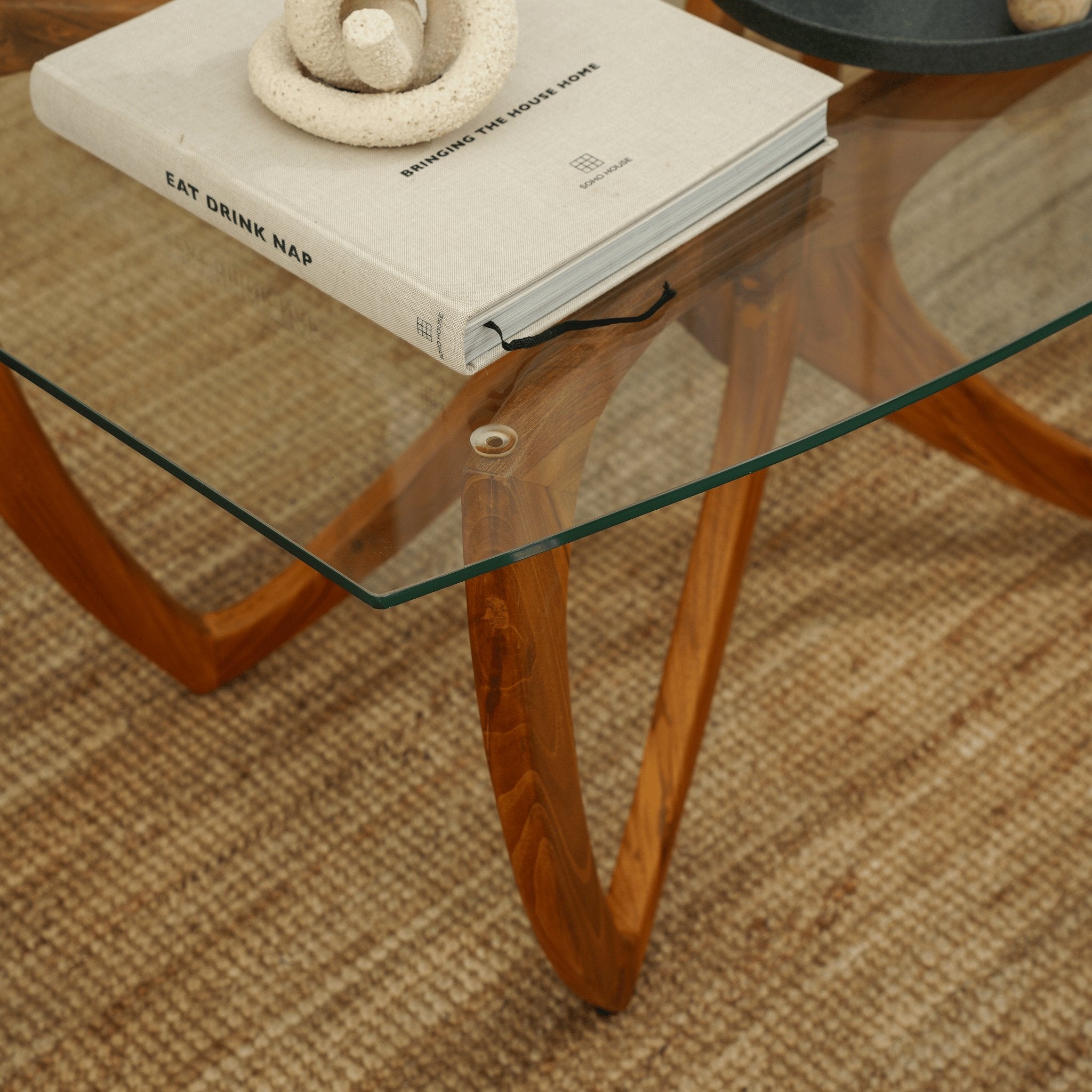 Dallas coffee table front view glass top