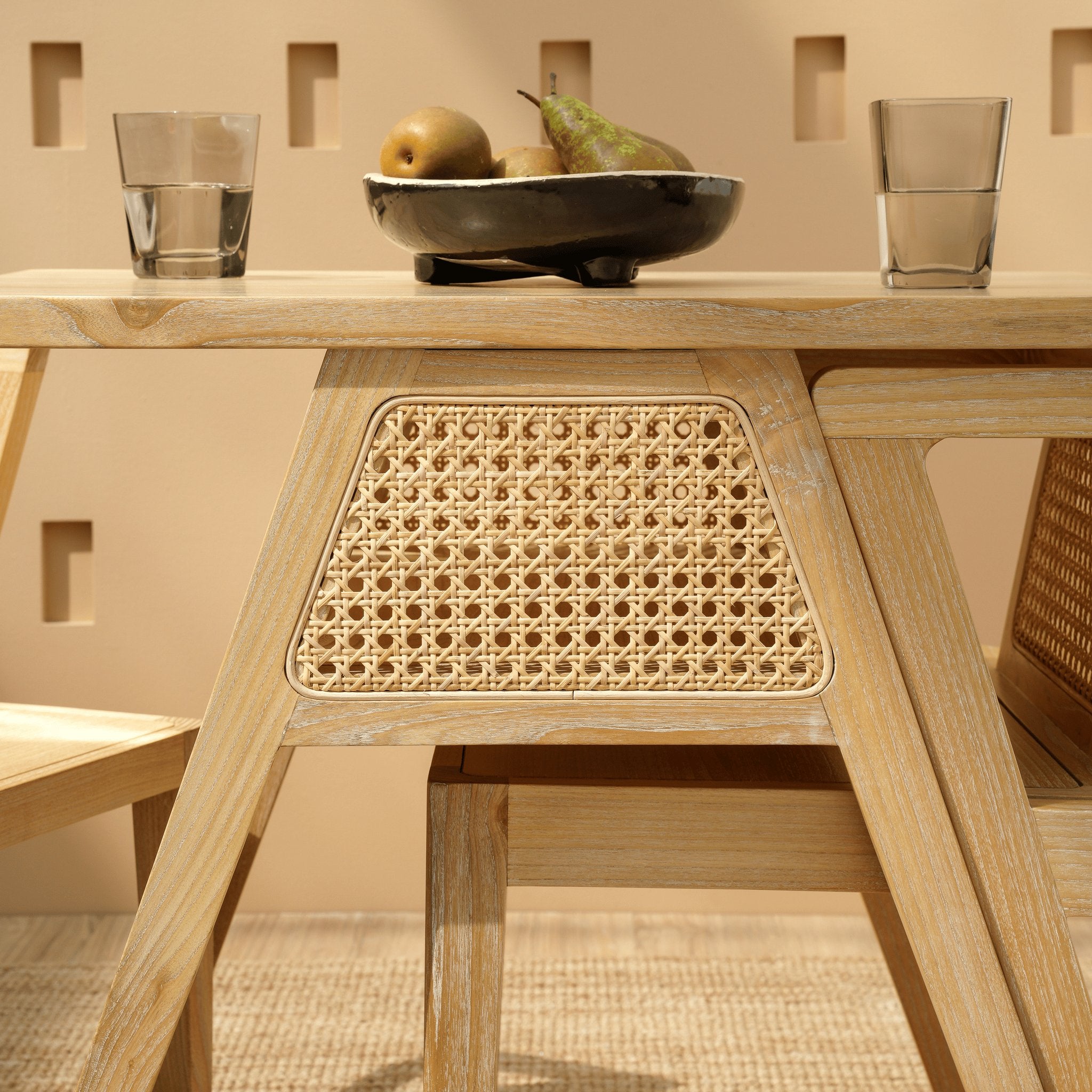 Space-saving dining set for kitchen UAE