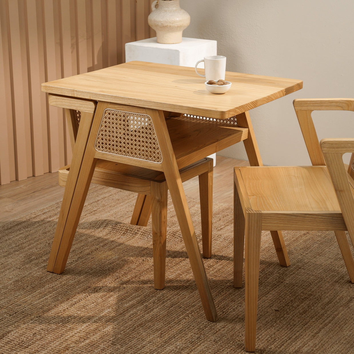 Kohi dining set with tuck-in chairs