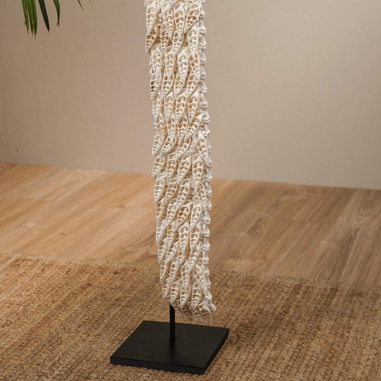 BIG SHELL DECO ON STAND