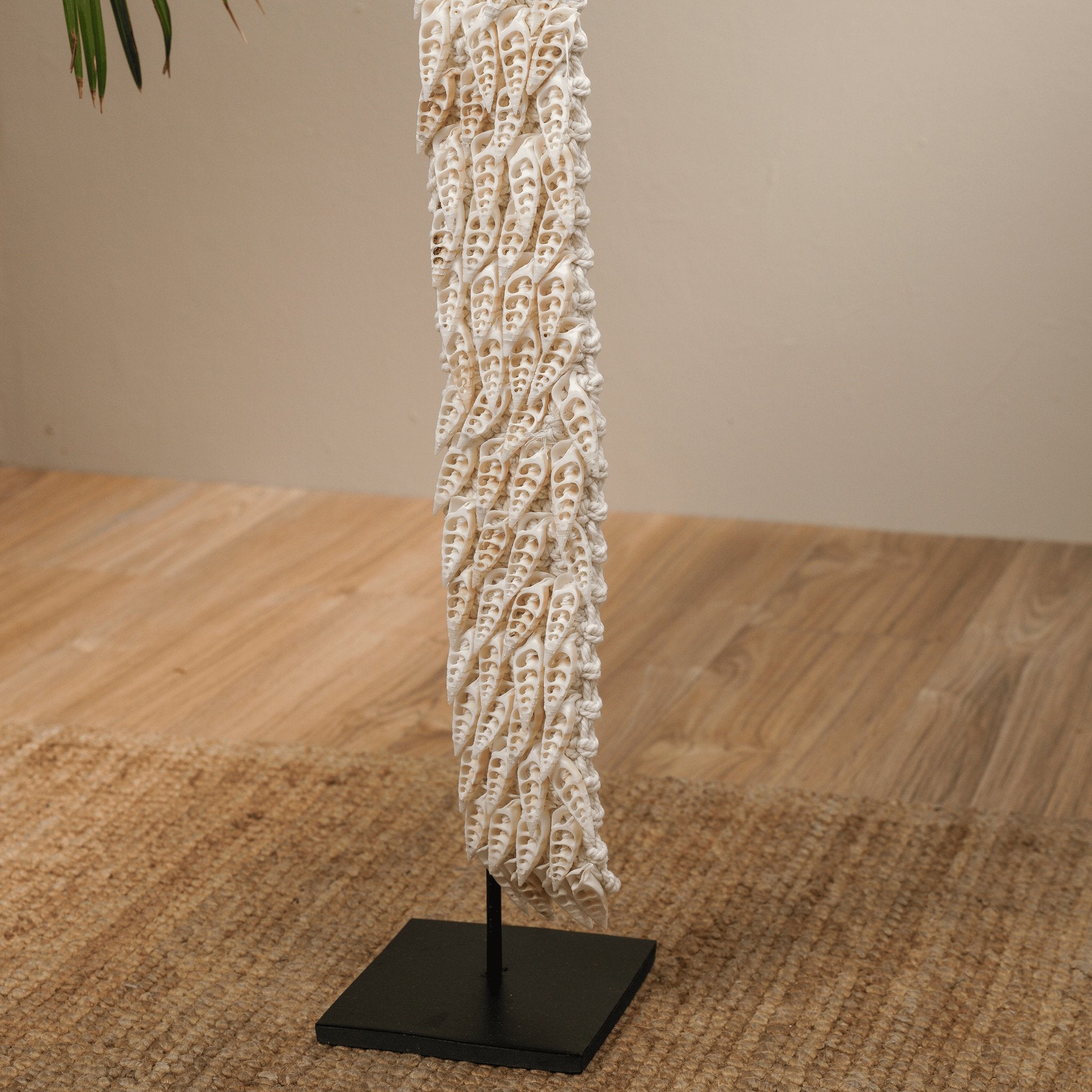 BIG SHELL DECO ON STAND