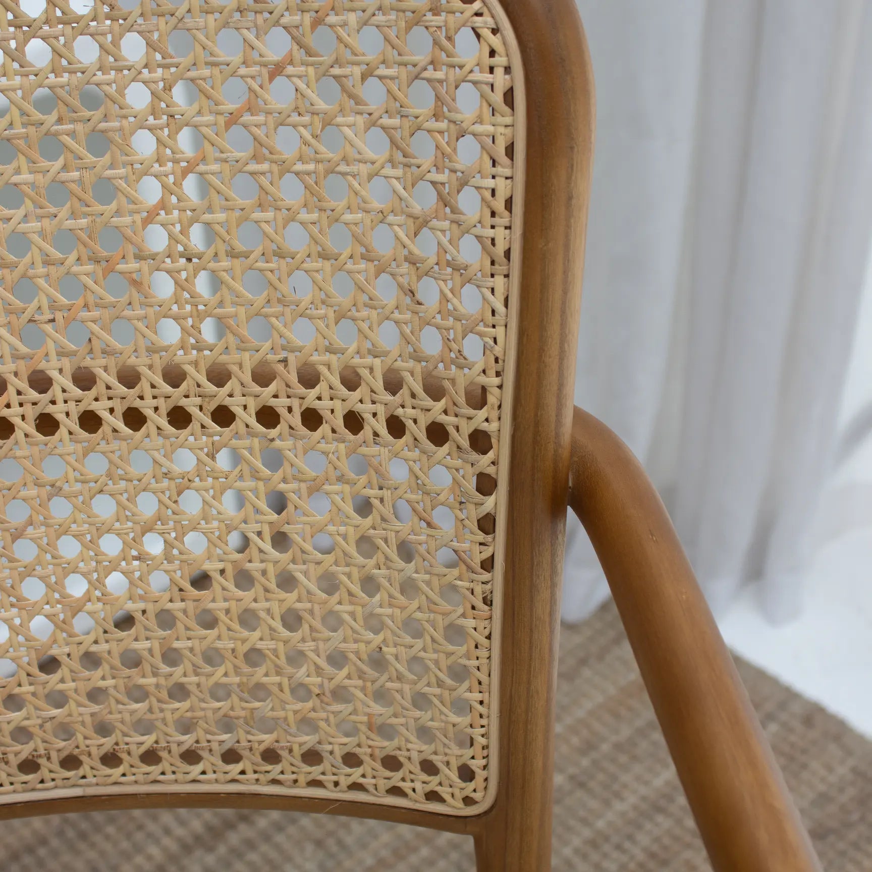 ALFRED DINING CHAIR WITH ARMREST