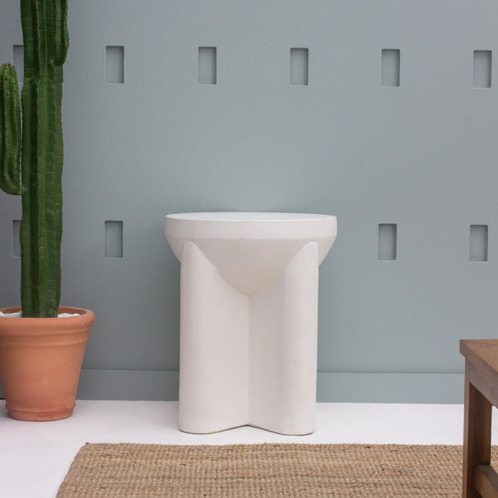 طاولة ليرا الجانبية