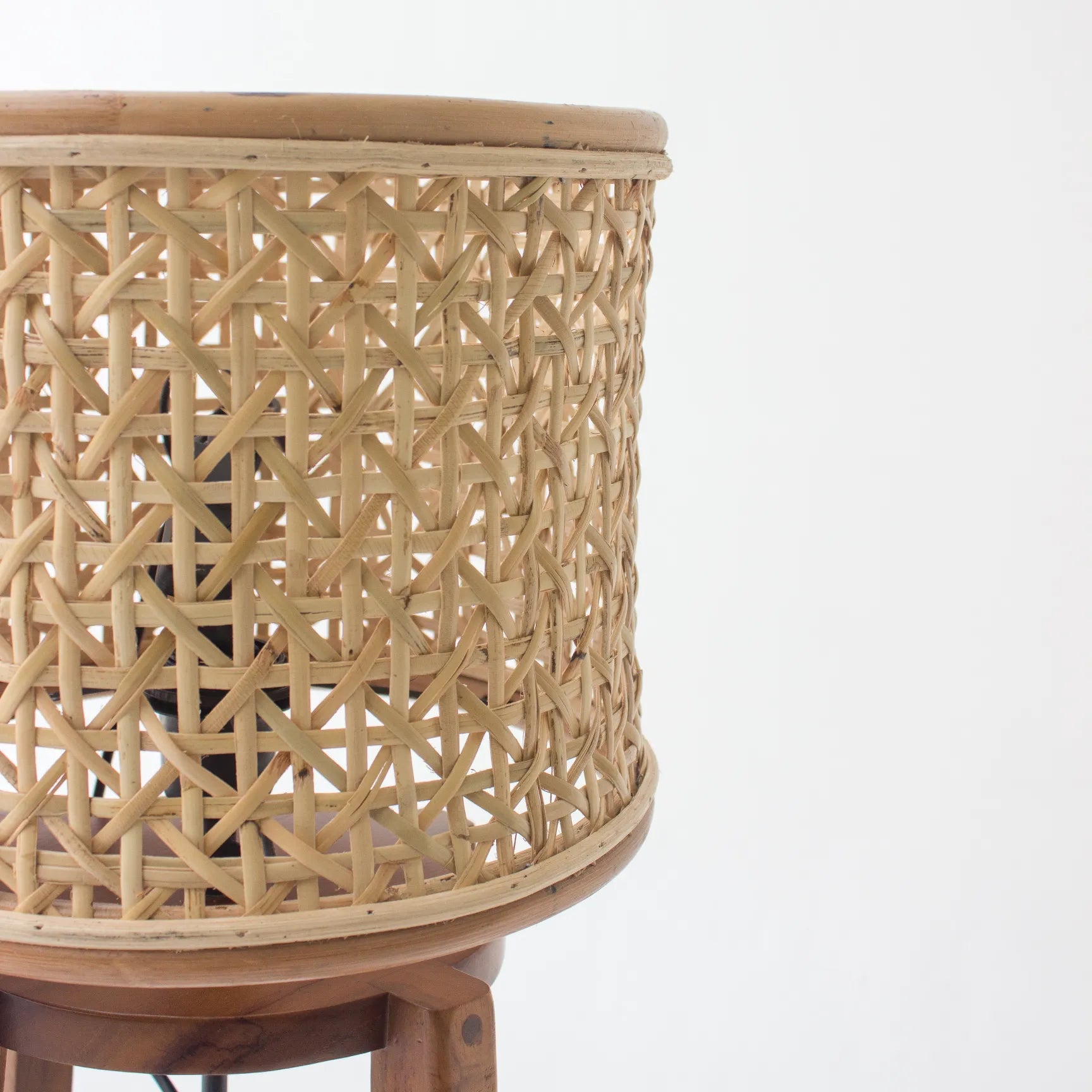 SEAN FLOOR LAMP