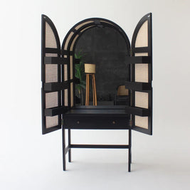 طاولة تزيين أميرة