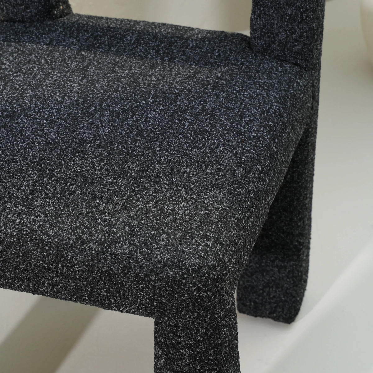 JANNE DINING CHAIR