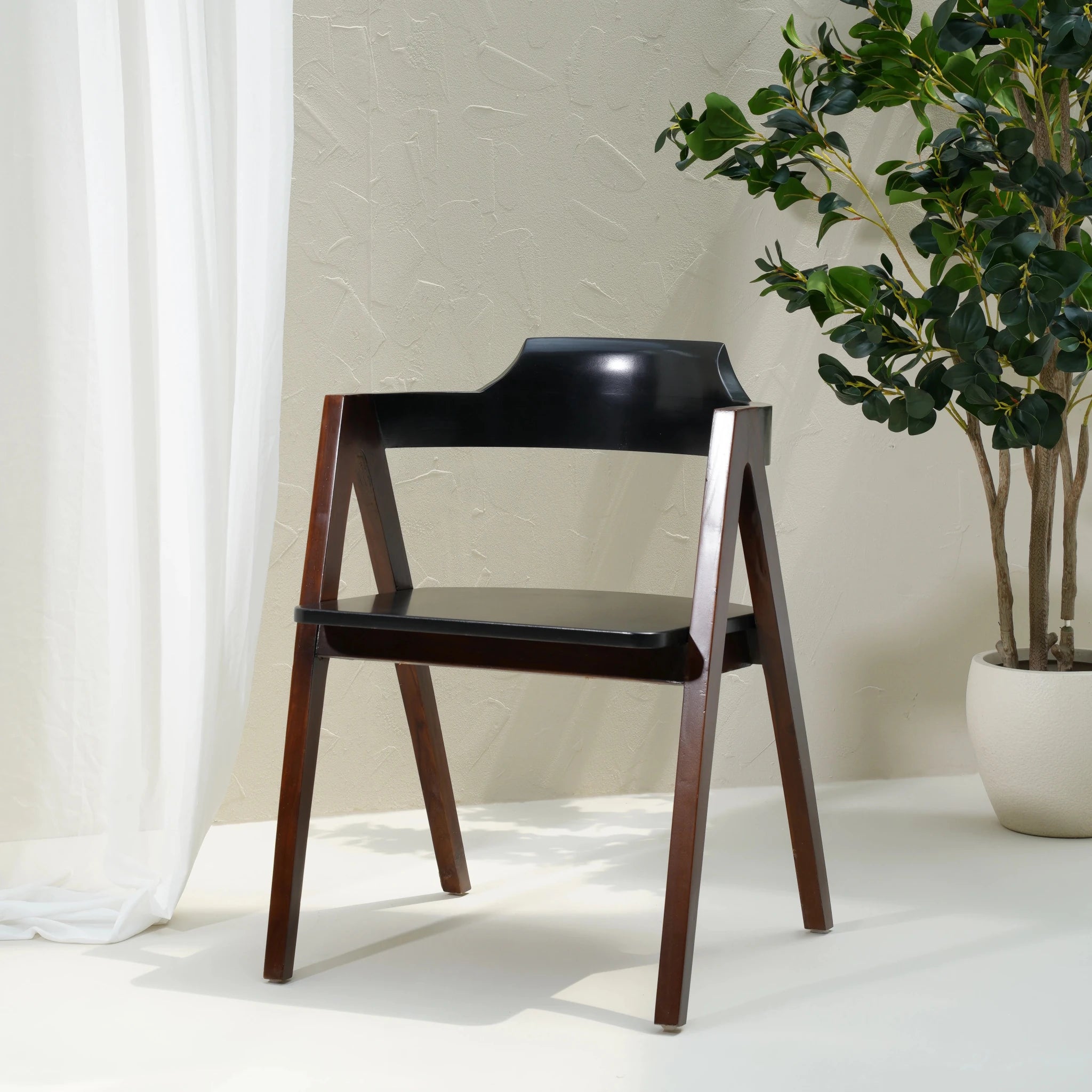 FREDDY DINING CHAIR