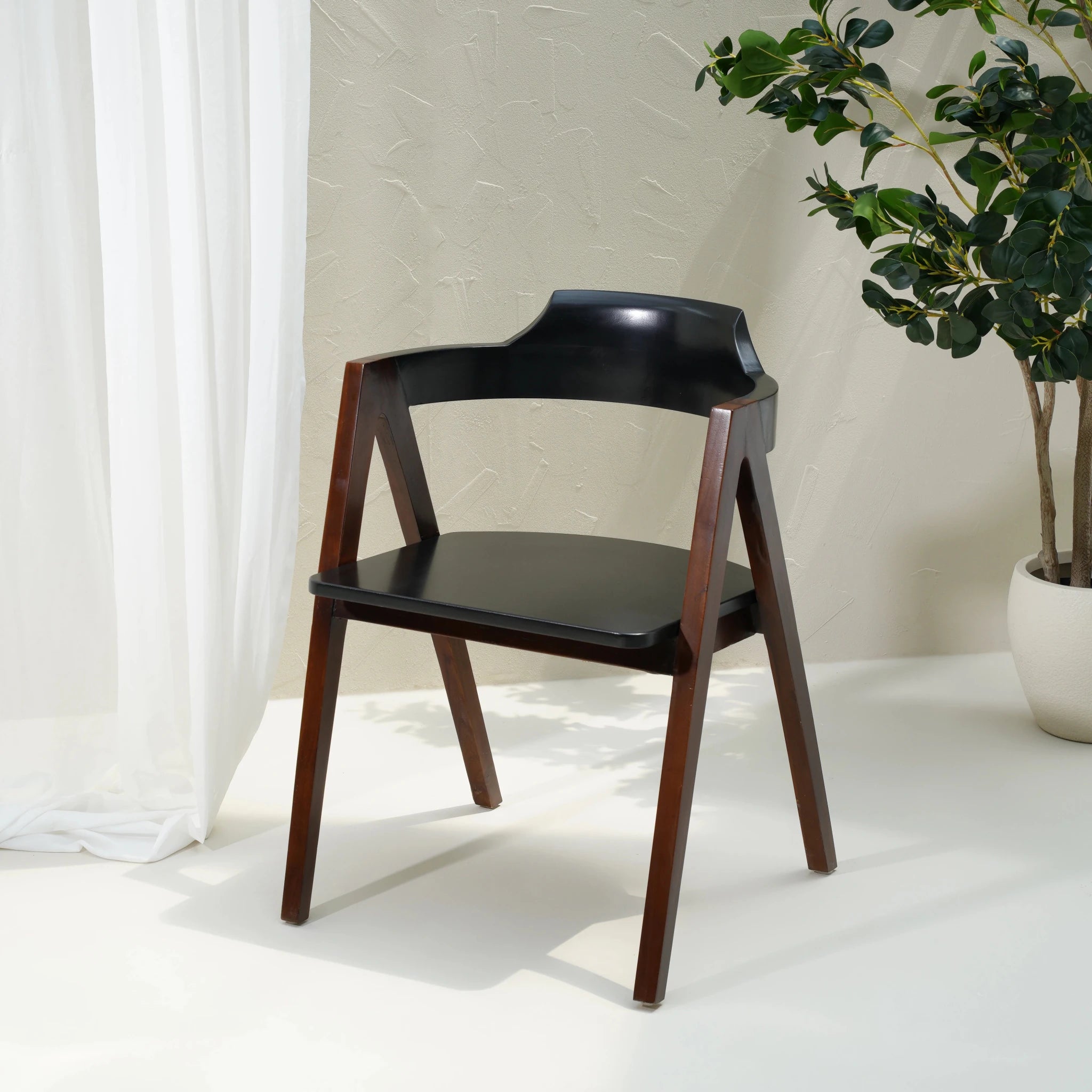 FREDDY DINING CHAIR