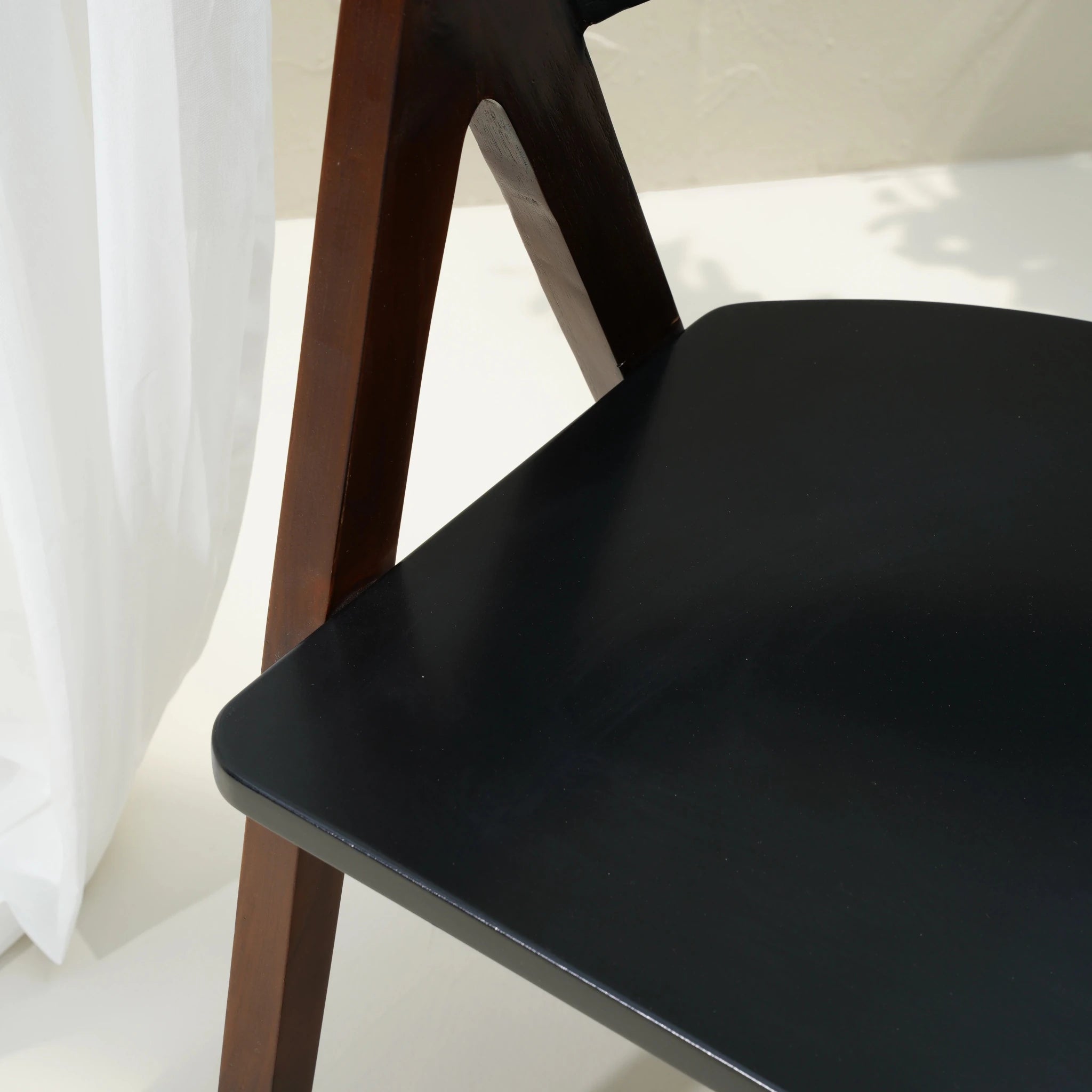 FREDDY DINING CHAIR