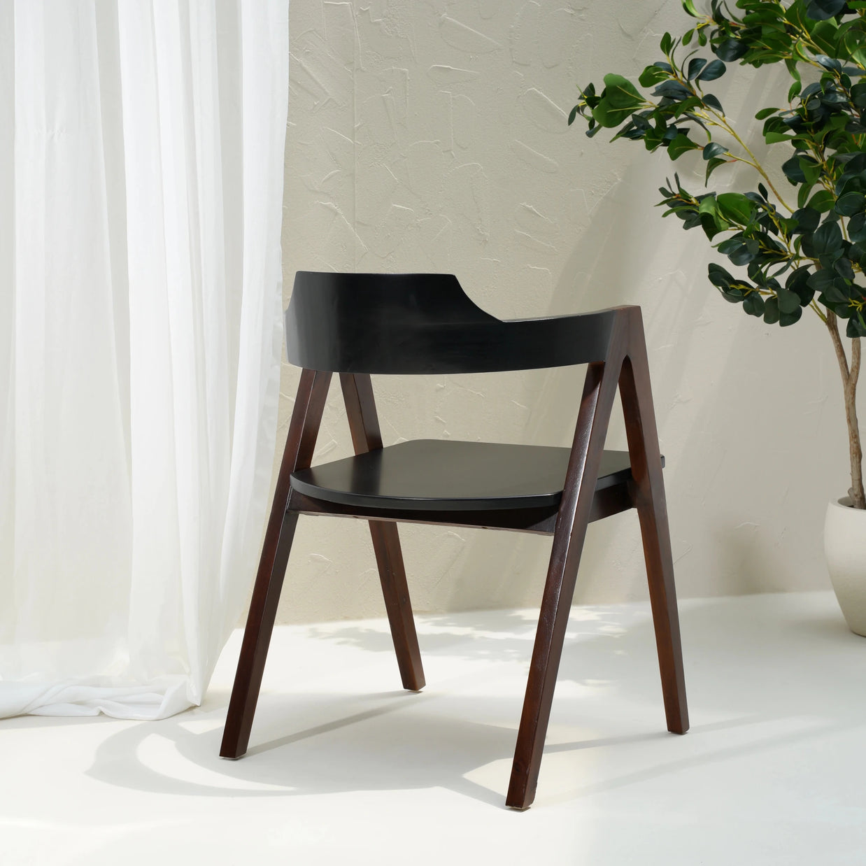 FREDDY DINING CHAIR