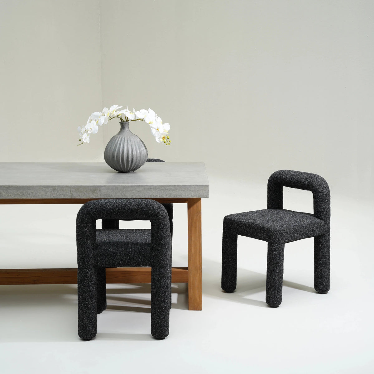 ARON DINING CHAIR