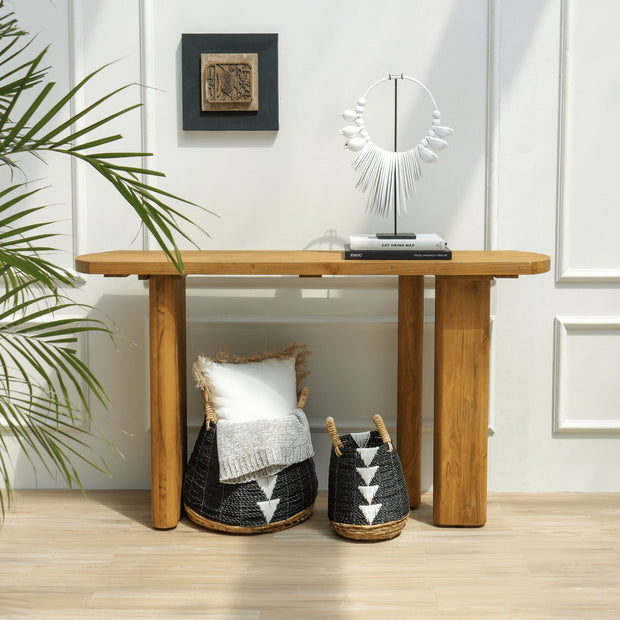 Elegant console table with natural grain patterns by Wood Culture