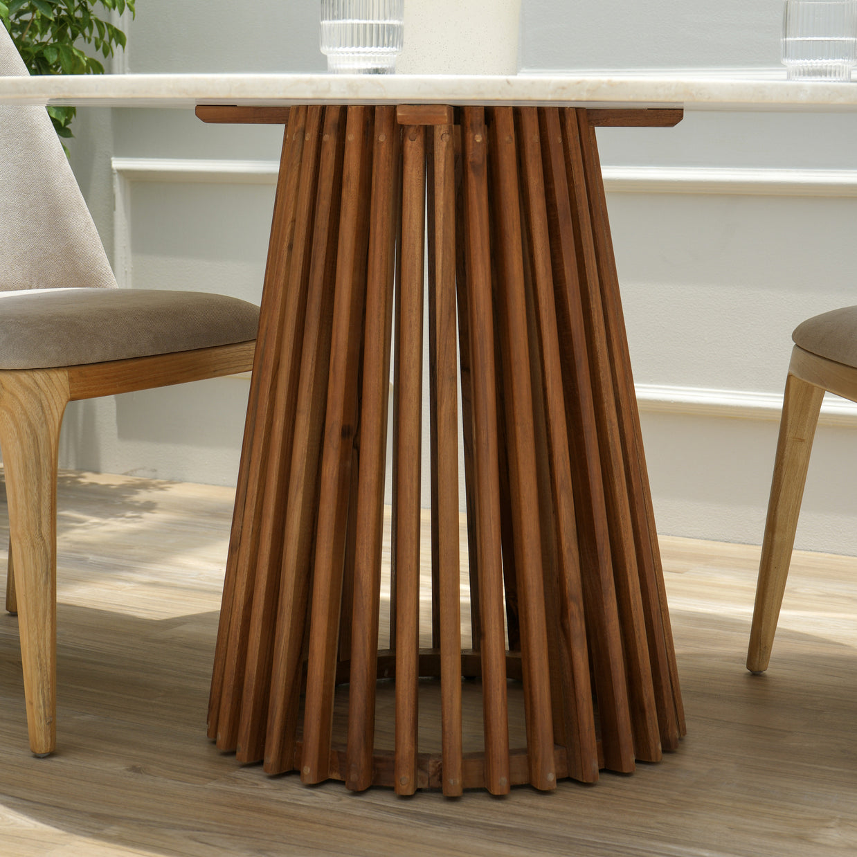 Marble dining table for modern UAE homes