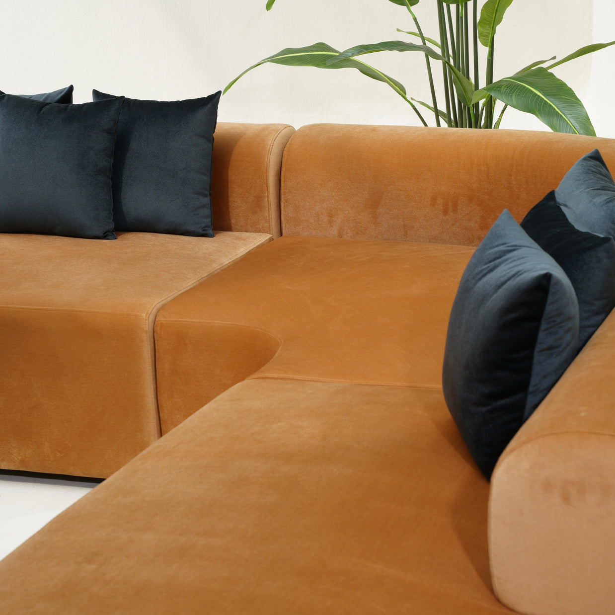 SABRINA U-SHAPE SOFA
