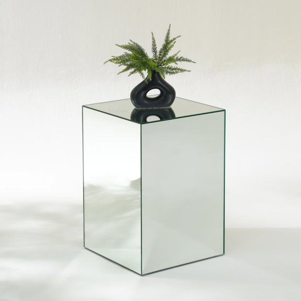 BLANCA SIDE TABLE