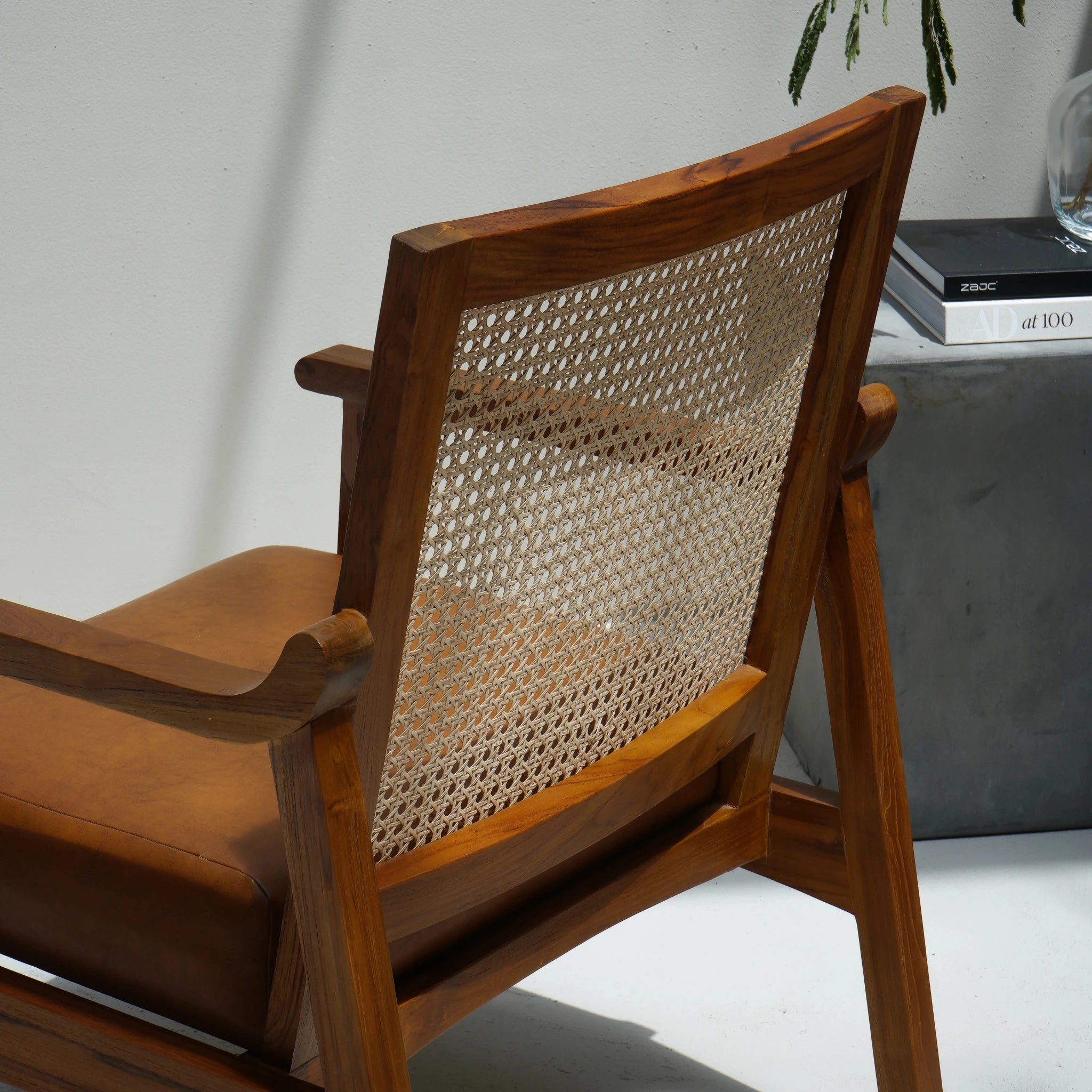 MARSHA LOUNGE CHAIR