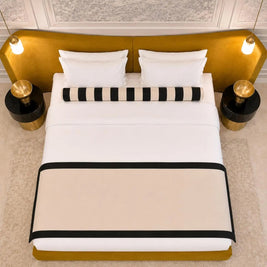 CAMILA CURVED BED