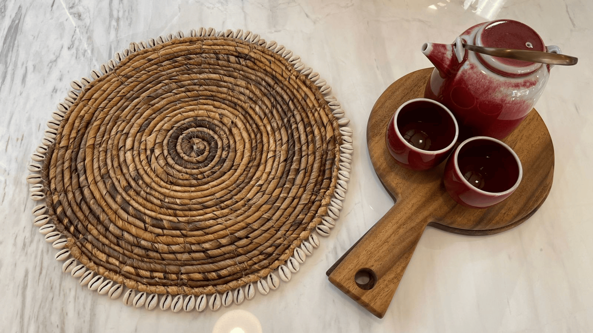 مفرش طاولة من ألياف الموز