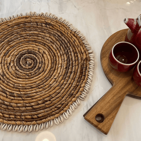 مفرش طاولة من ألياف الموز