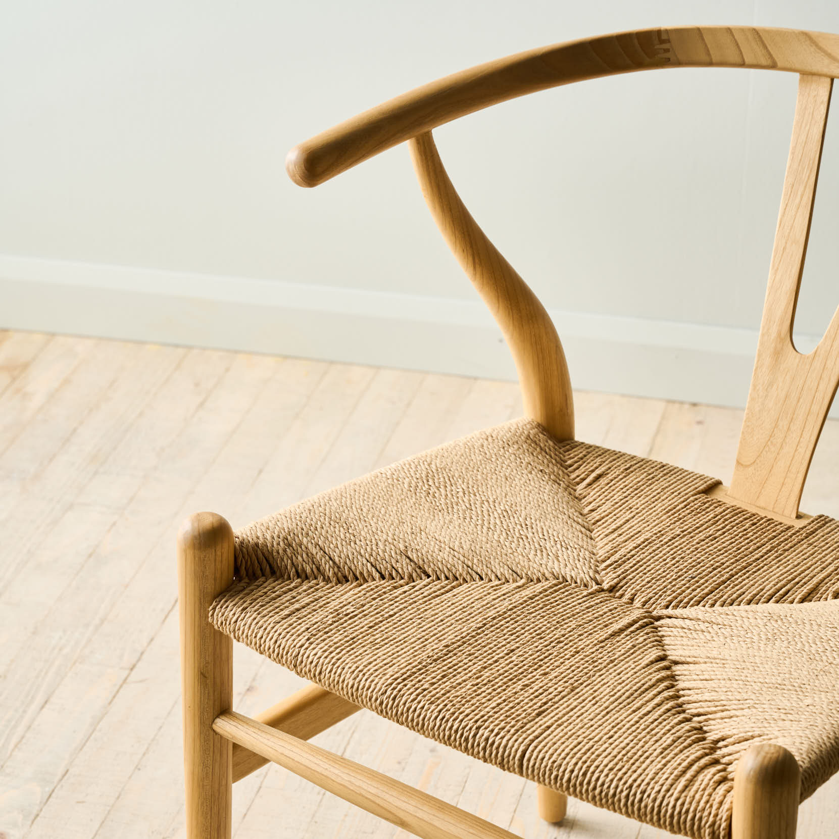 EMILY DINING CHAIR
