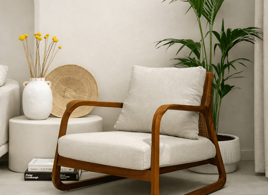 Leony sofa with upholstered seating