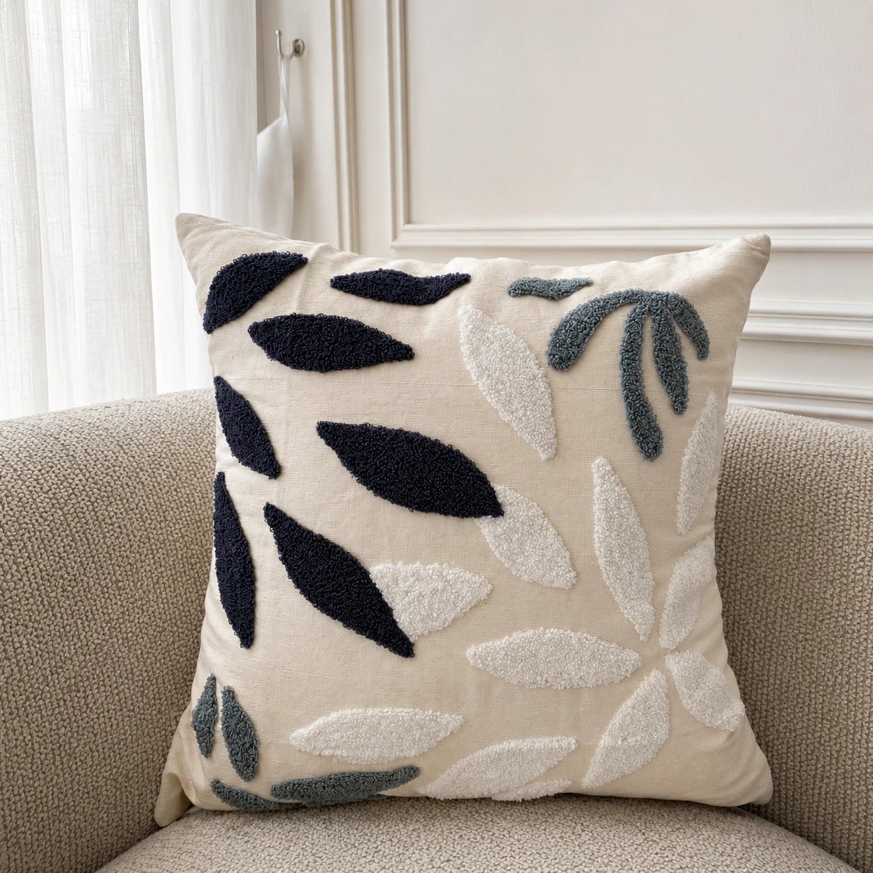 Black and white leaf cotton cushion, view 3
