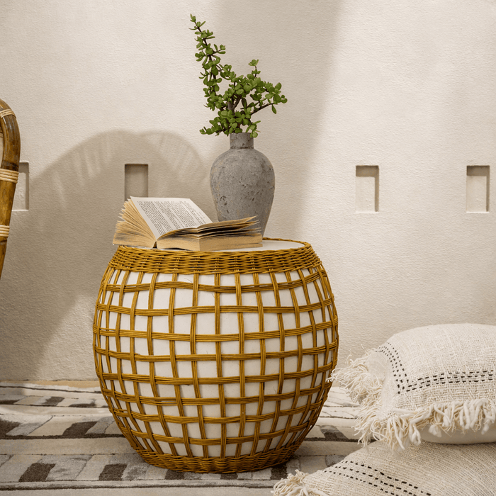 طاولات جانبية متنوعة من تايلان