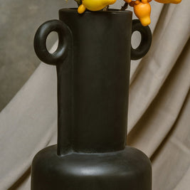 مزهرية أمفورا إسمنتية