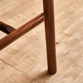 كرسي بار توتو