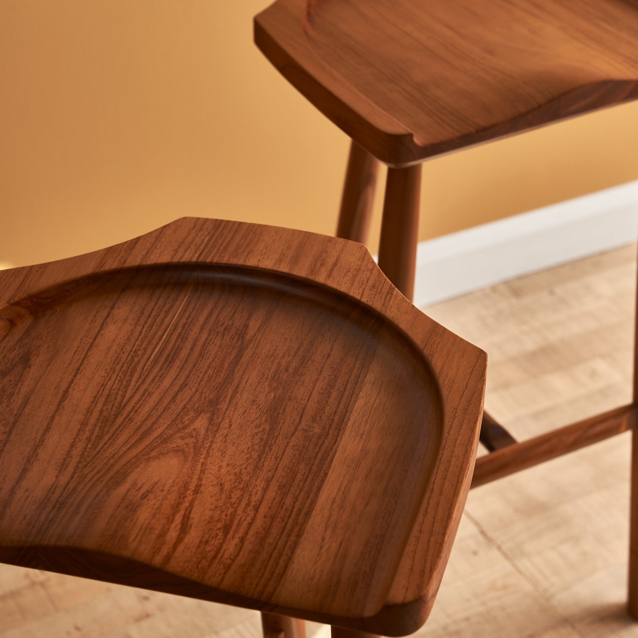 كرسي بار توتو